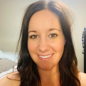 Meet your Posher, Lauran